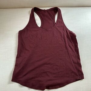BURGUNDY LULULEMON TOP